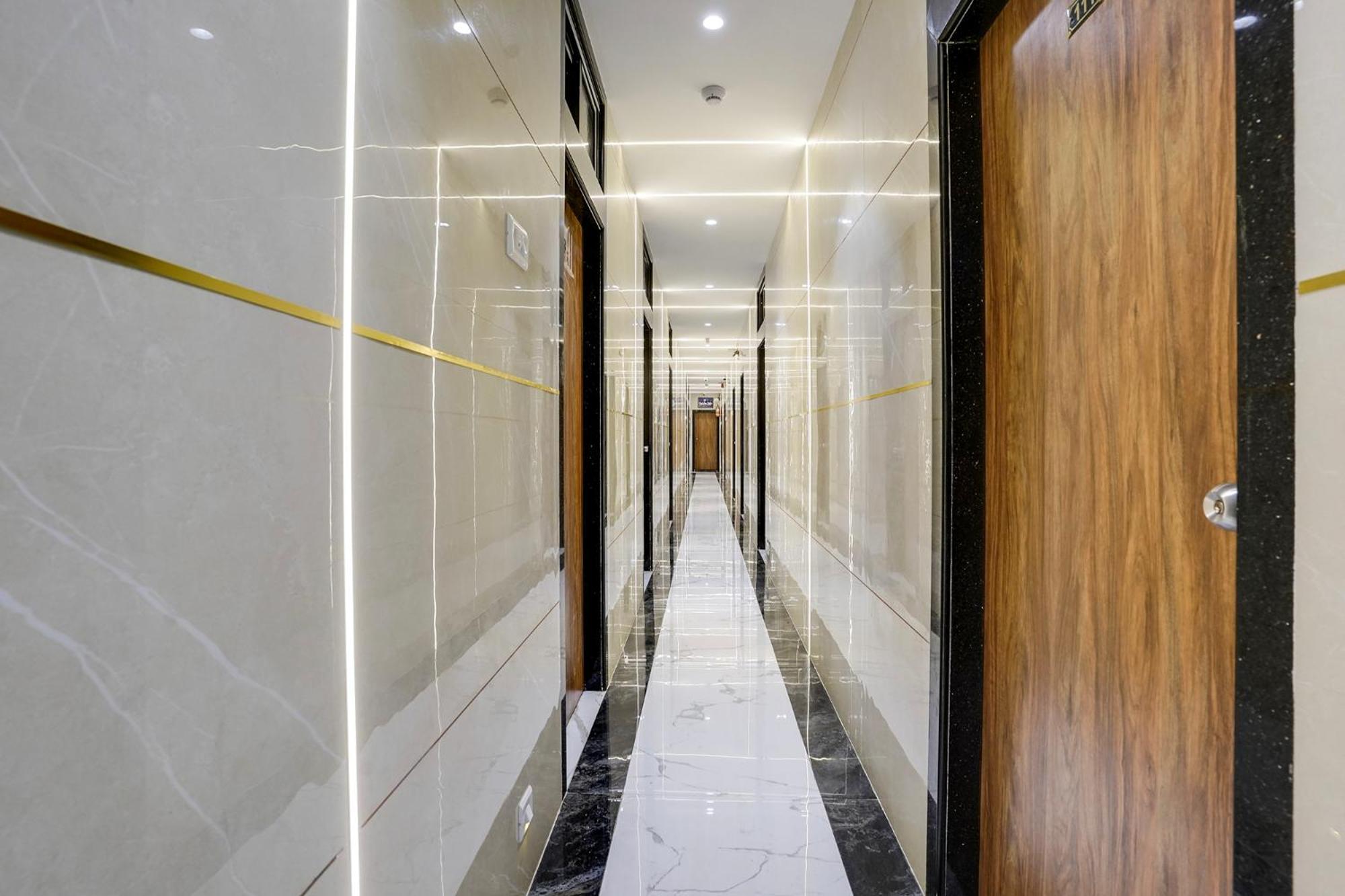 Fabhotel Rr Residency - Near Bkc Bombaj Zewnętrze zdjęcie